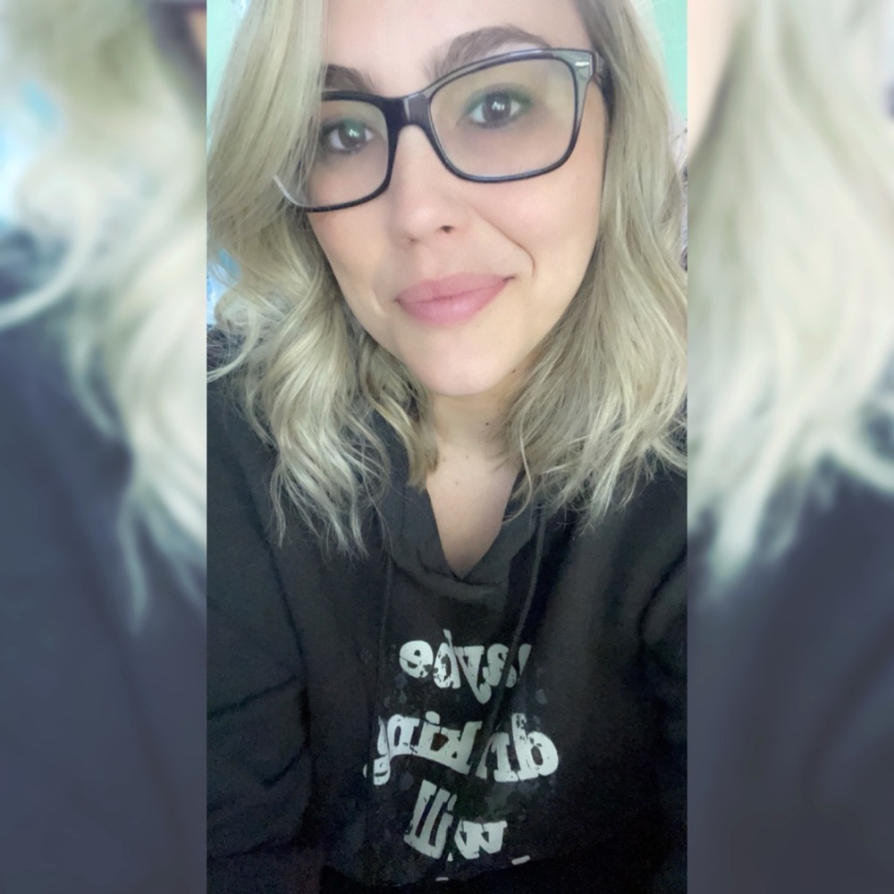 Meet your Posher, Mandy